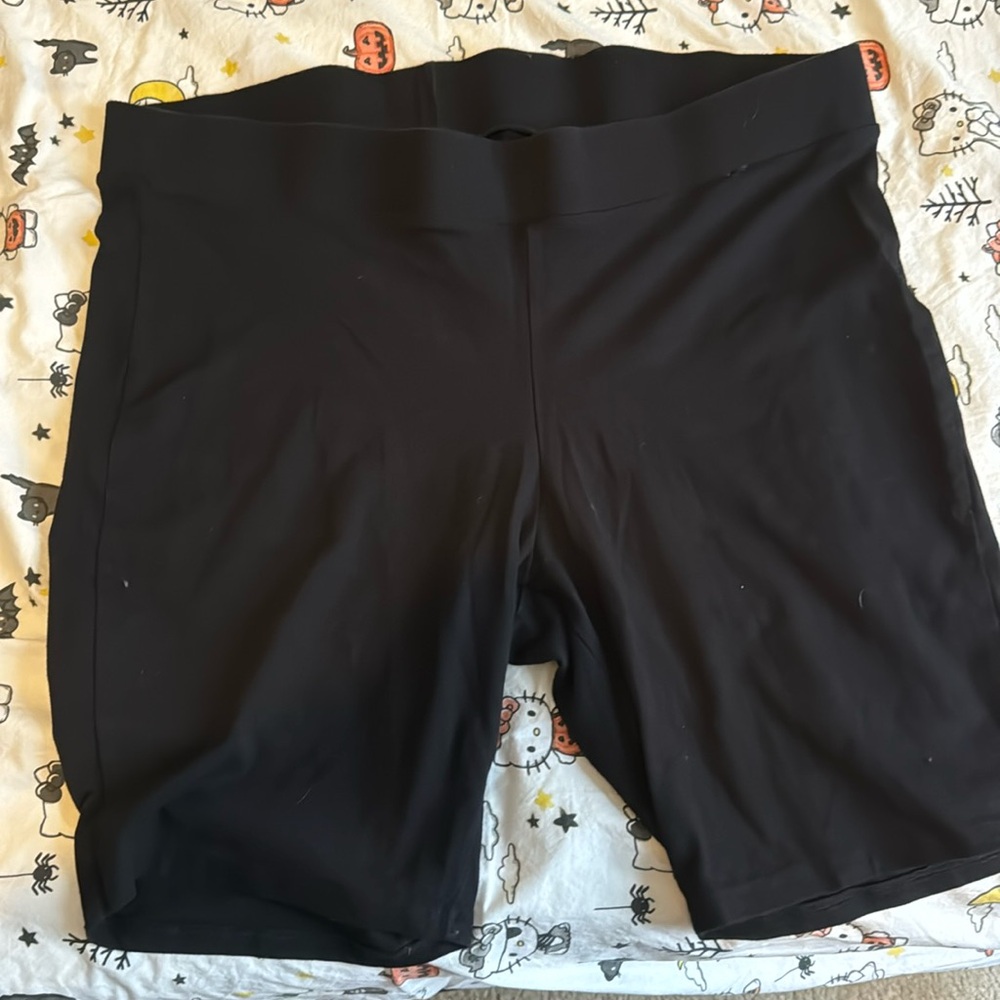 ~torrid bike shorts size 3.. perfect condition!